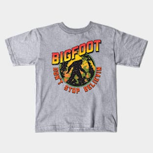 Bigfoot Don't Stop Believin (Rough) Kids T-Shirt